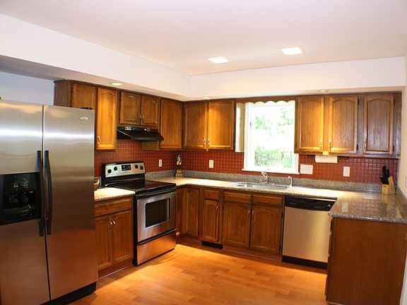 Kitchen: New 2011