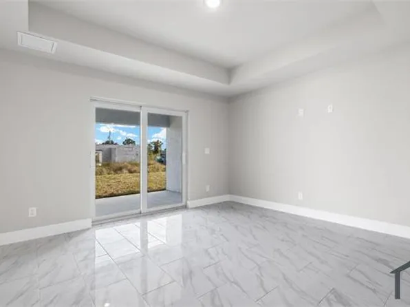 2213 Kenneth Ave S, Lehigh Acres, FL