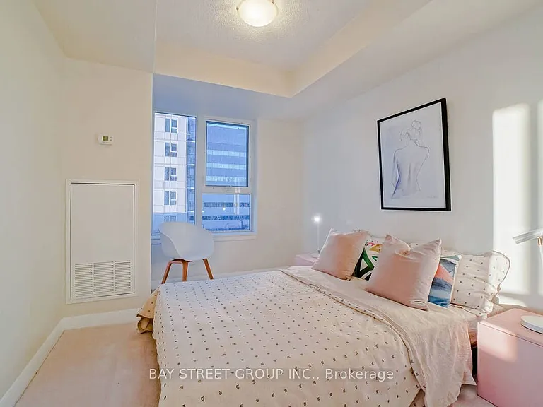 190 Borough Dr #710 — Photo 24