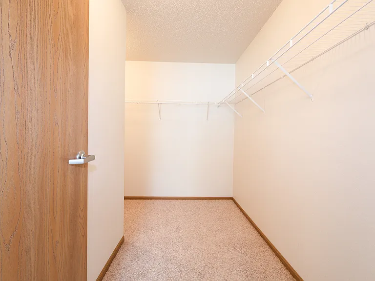Heritage Square 55+ Apartments — Photo 10