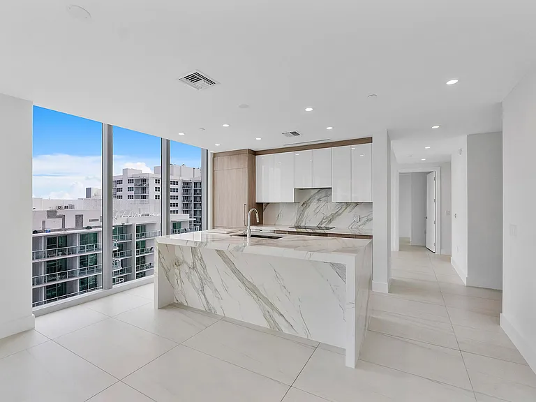 151 N Seabreeze Blvd #1003 — Photo 4