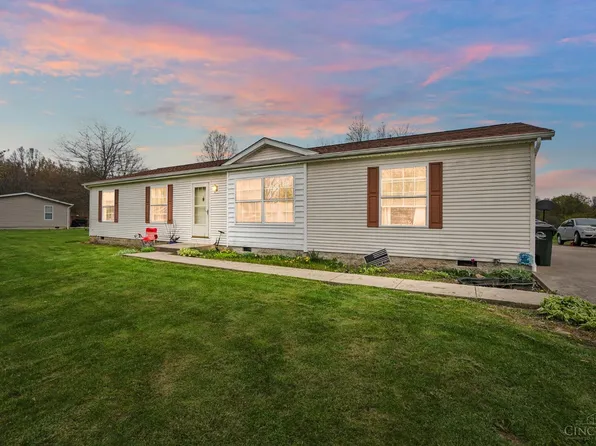 4222 E Fork Hills Dr, Batavia, OH 45103