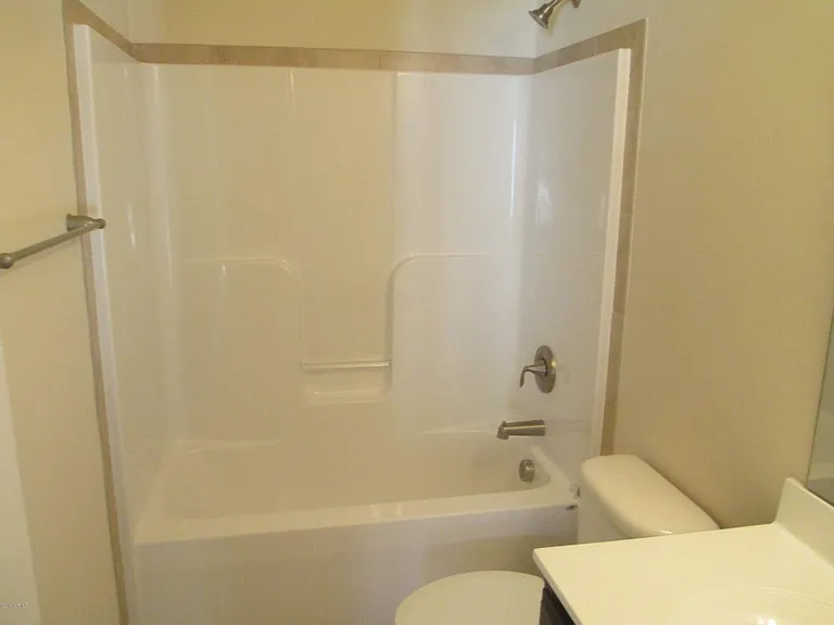 813 Fort Sumter Way — Photo 8