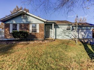 76 Grand Teton Dr, Saint Peters, MO 63376