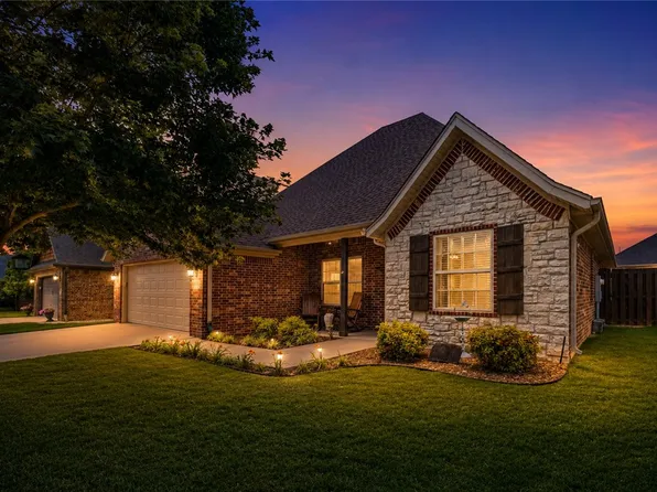 6502 S 49th St, Rogers, AR 72758