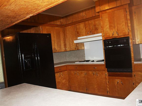 5th image of 711 Julia St