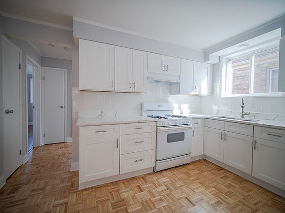 5th image of 5837 S Narragansett Ave