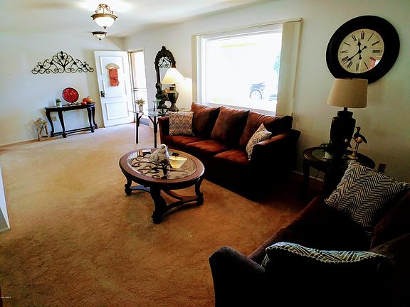 5th image of 10746 W Roundelay Cir