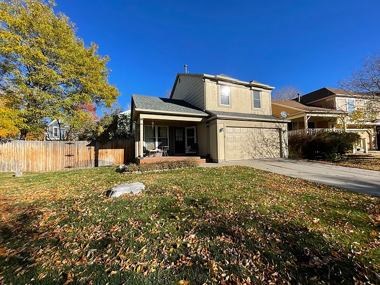 1031 Mercury Dr — Photo 1