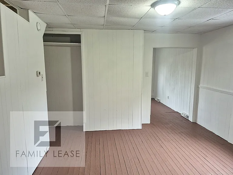 806 Morton St — Photo 10
