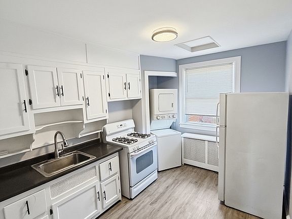 5th image of 4222 Shamrock Ave #2