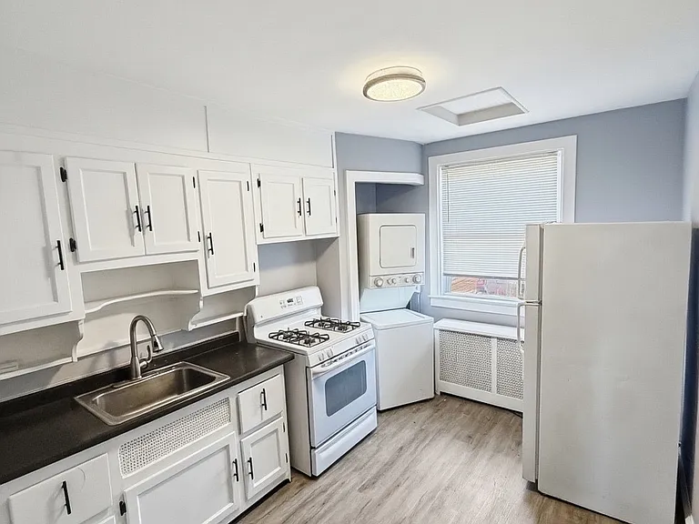 4222 Shamrock Ave #2 — Photo 5