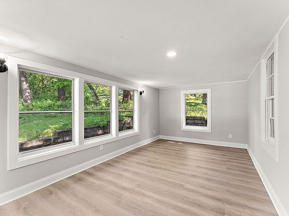 2nd image of 4701-4703 Twin Haven Rd