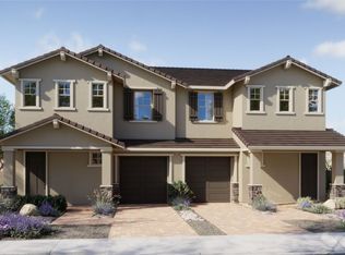 274 Sunlit Meadow Ln, Henderson, NV 89015