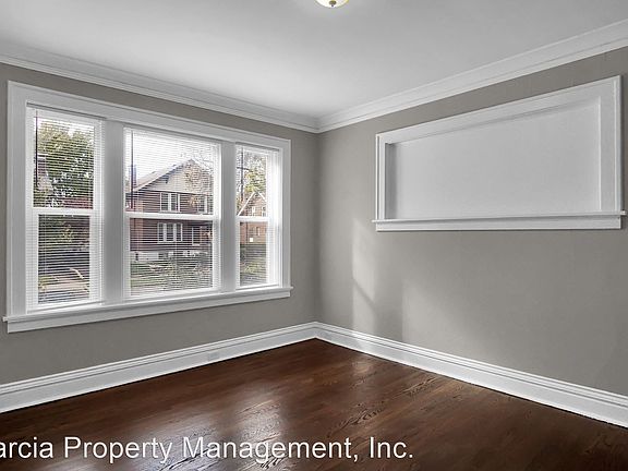 3rd image of 5023 Lansdowne Ave APT 1W