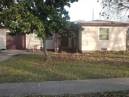1st image of 309 Ash St