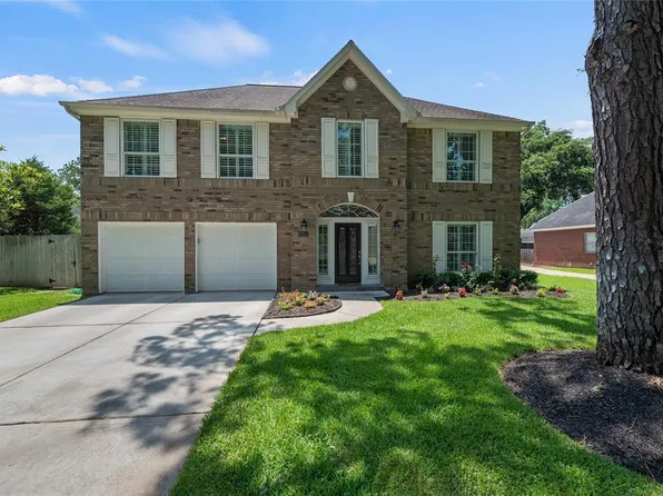 1430 N Gabriel River Circle, Sugar Land, TX 77478