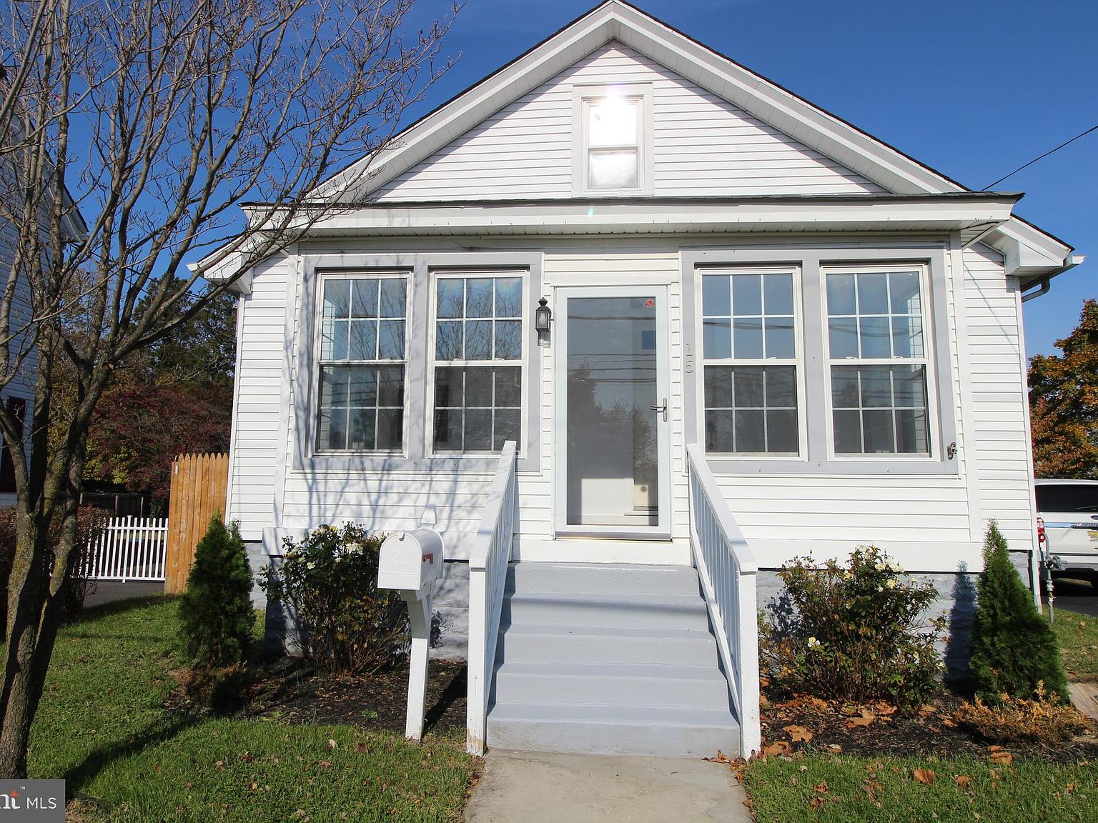 15 W Broad St, Gibbstown, NJ 08027 Zillow