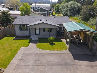 197 N 13th St, Lakeside, OR, 97449