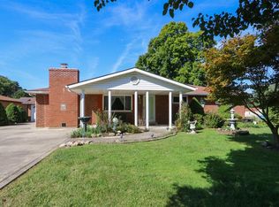 3041 Axe Dr, Fairborn, OH 45324
