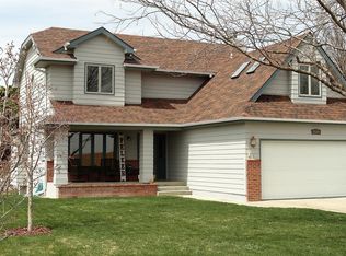 2112 W 3rd St, Mccook, NE 69001