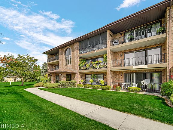 3rd image of 11110 Heritage Dr APT 3D
