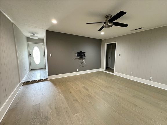 5th image of 3508 Greenridge Cir