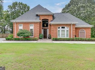2555 Ginger Dr, Buford, GA 30519
