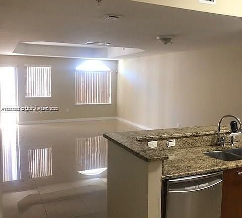 3rd image of 18429 NE 28th Ave #18429