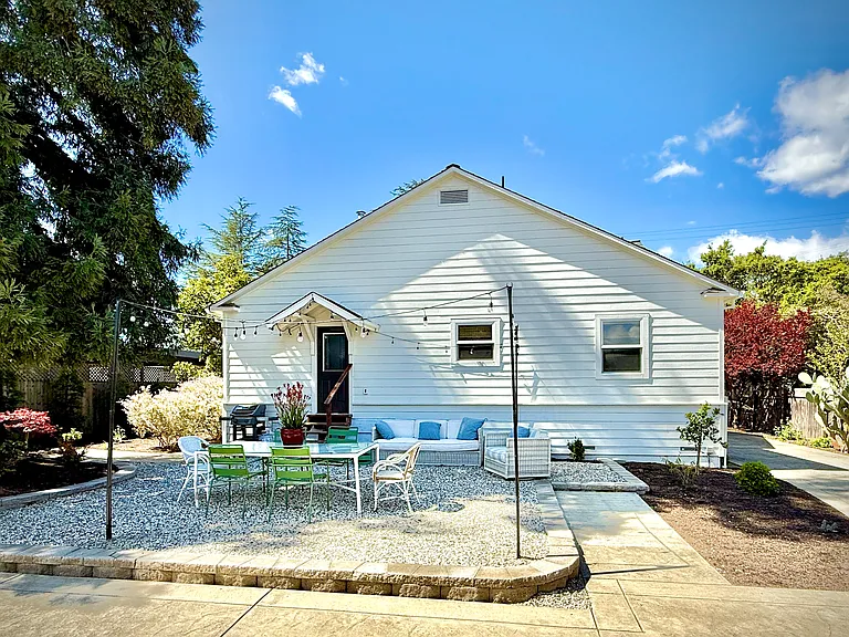2180 Shurtleff Ave — Photo 48