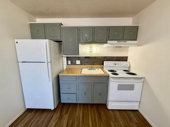 2905 Glendale Drive, 2905 Glen Dale Dr APT 8, Evans, CO 80620