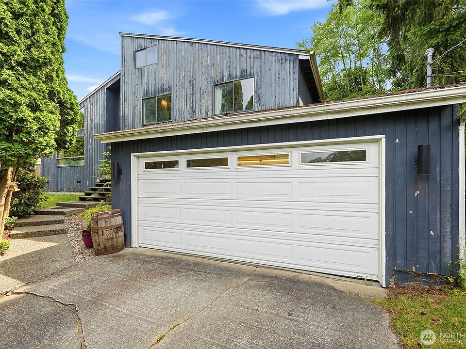 1st image of 7611 49th Avenue W