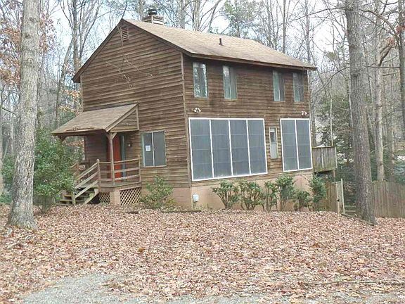 4th image of 8502 Eastwood Ct