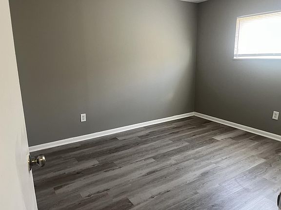 5th image of 2958 Sullivant Ave #16247289