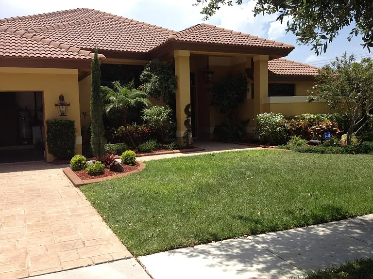 6761 NW 23rd Way — Photo 1