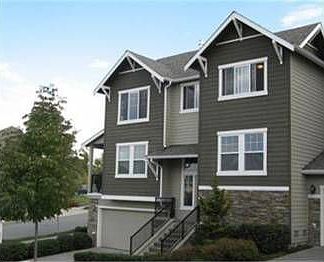 1st image of 1946 16th Ln NE