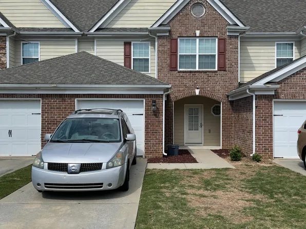 474 Village Way, Loganville, GA 30052