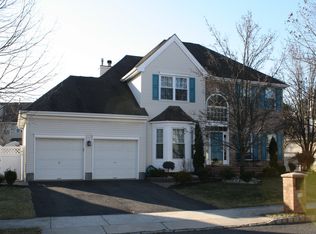 20 Aster Way, Dayton, NJ 08810