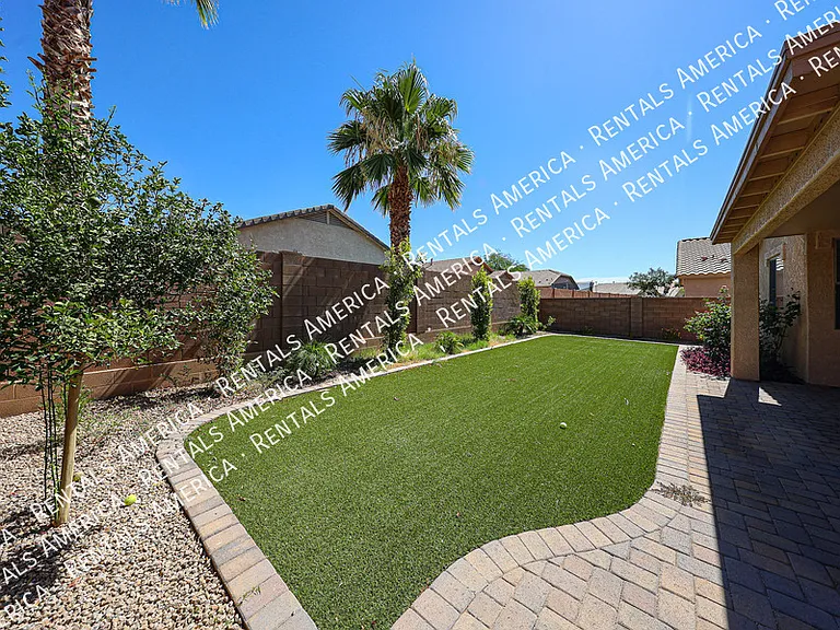 16926 W Nottingham Way — Photo 33
