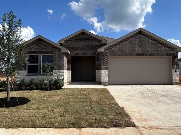 10813 Bloodstone Dr, Fort Worth, TX 76108
