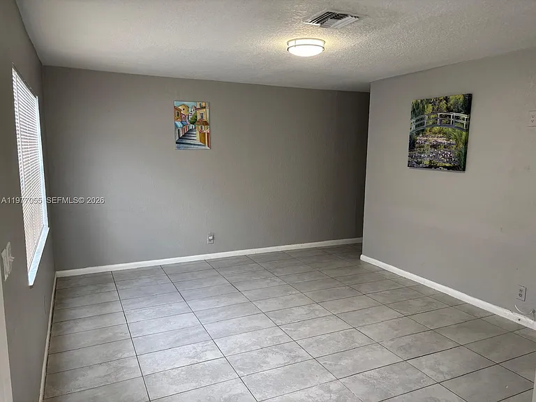 931 SW 80th Ave #A — Photo 4