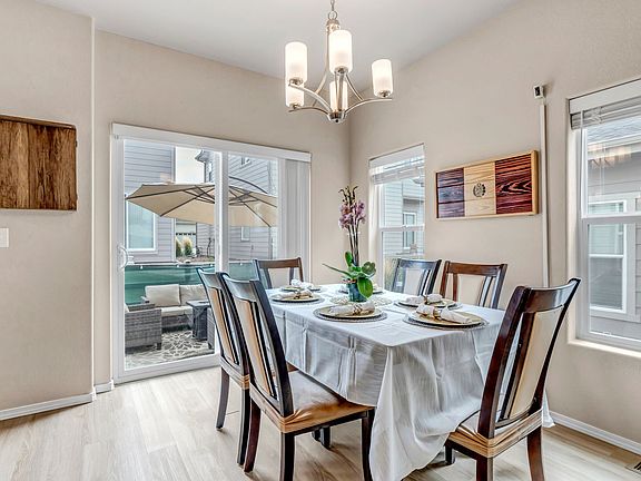 5th image of 3647 Vineyard Cir