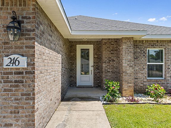 3rd image of 246 Terrance Ln