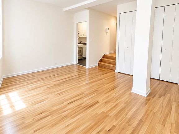 2nd image of 201 E 12th St APT 202