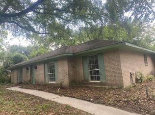 2619 N Woodloch St, Conroe, TX 77385