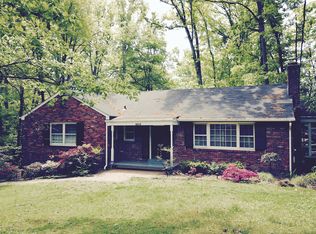 6619 Tansey Dr, Falls Church, VA 22042