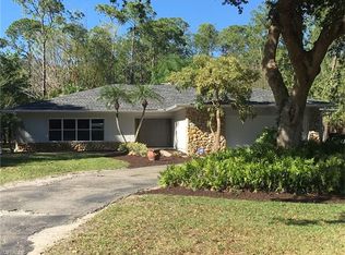2475 Coach House Ln, Naples, FL 34105