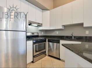 144 Steuben St APT 301, Jersey City, NJ 07302