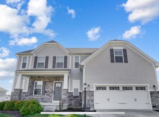 1152 Red Maple Dr, Troy, OH 45373