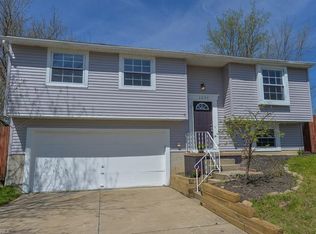 2899 E Celeste View Dr, Stow, OH 44224